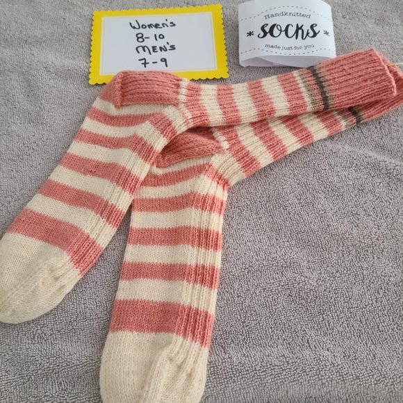 Hand knitted Socks Women 8-10 Men 7-9 - Picture 13 of 16